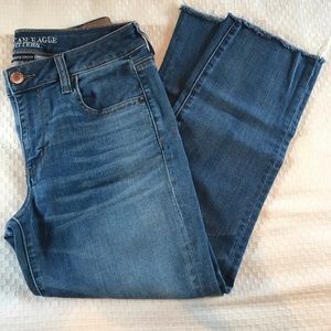 AE Straight Crop Jeans